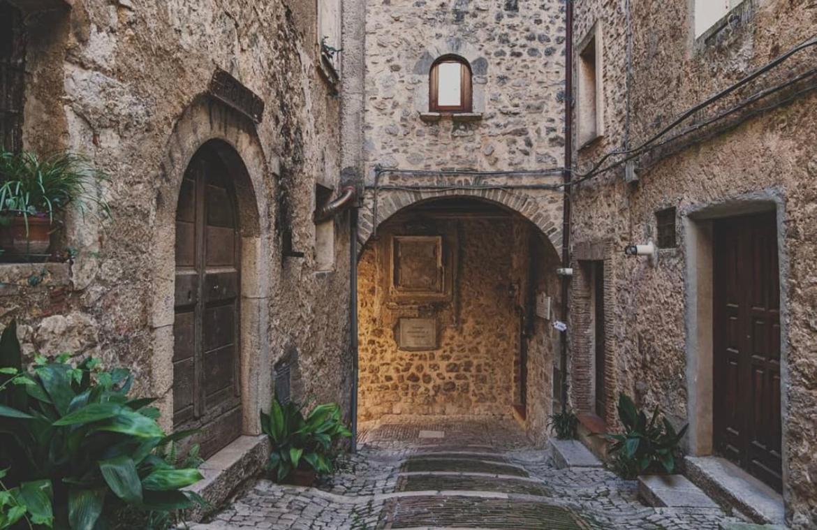 Residenza Il Panorama Della Ciociaria Bed and Breakfast Castro dei Volsci Eksteriør billede