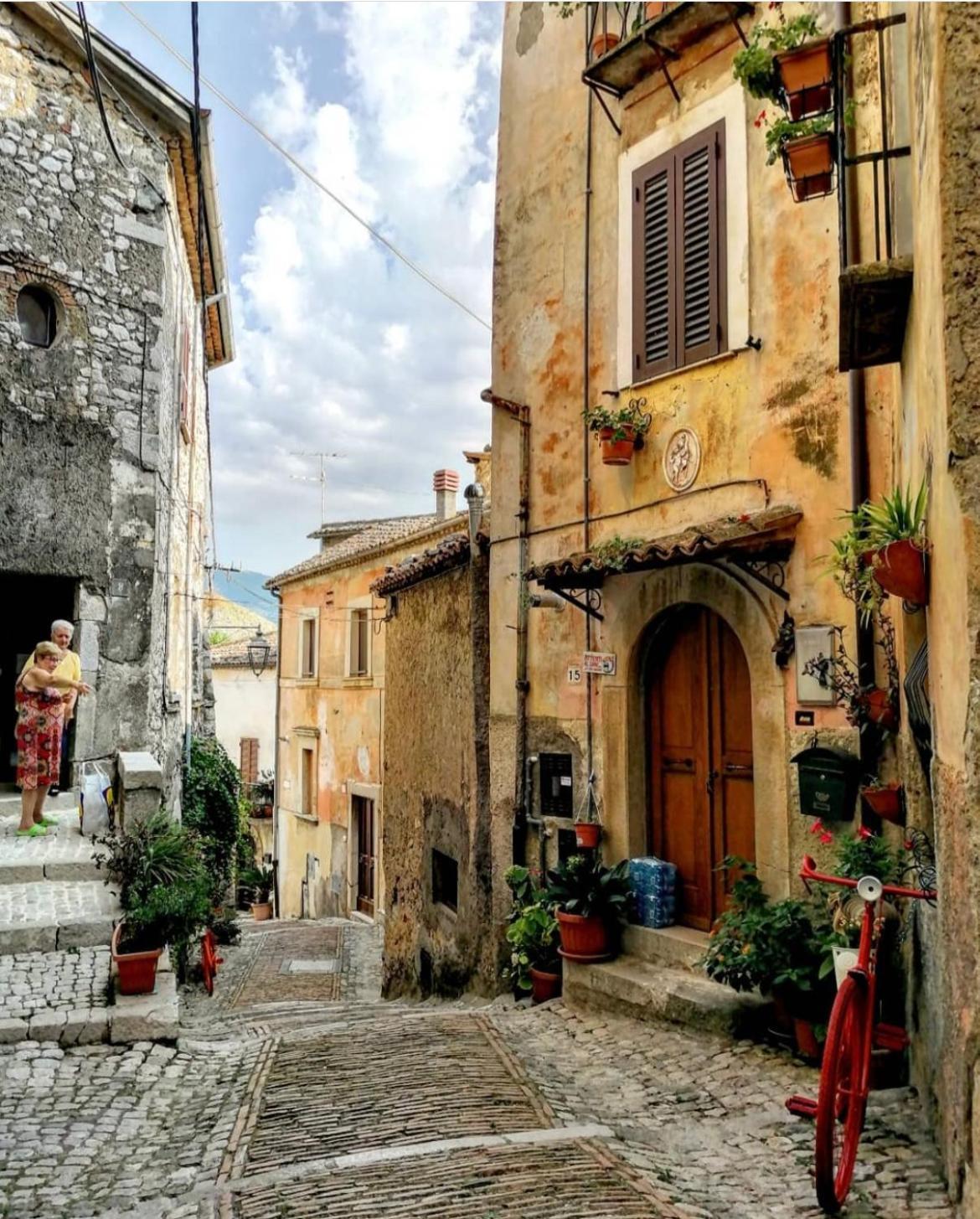 Residenza Il Panorama Della Ciociaria Bed and Breakfast Castro dei Volsci Eksteriør billede
