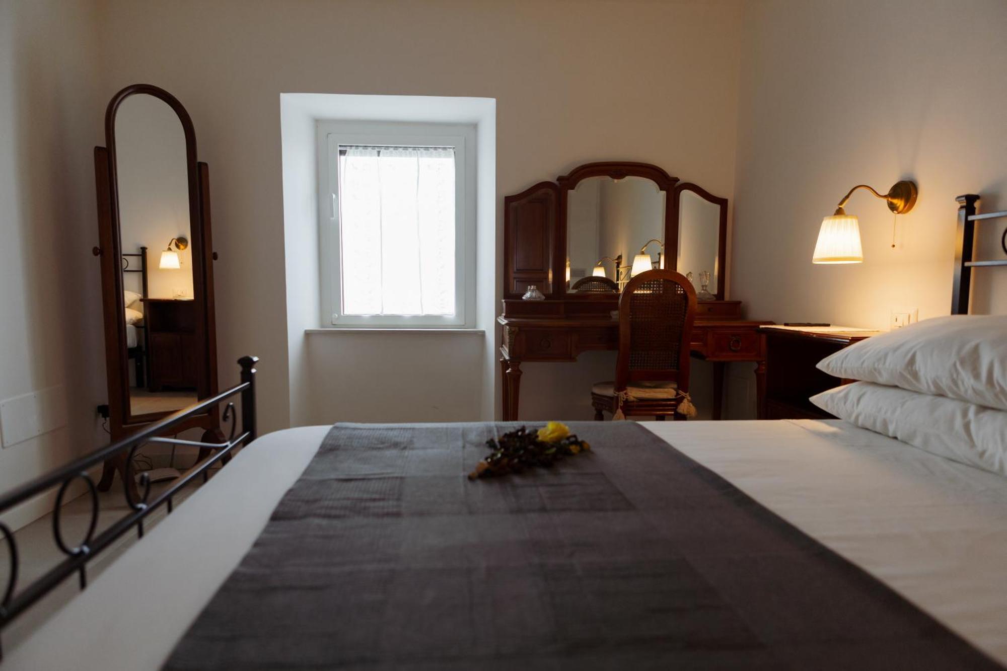 Residenza Il Panorama Della Ciociaria Bed and Breakfast Castro dei Volsci Eksteriør billede