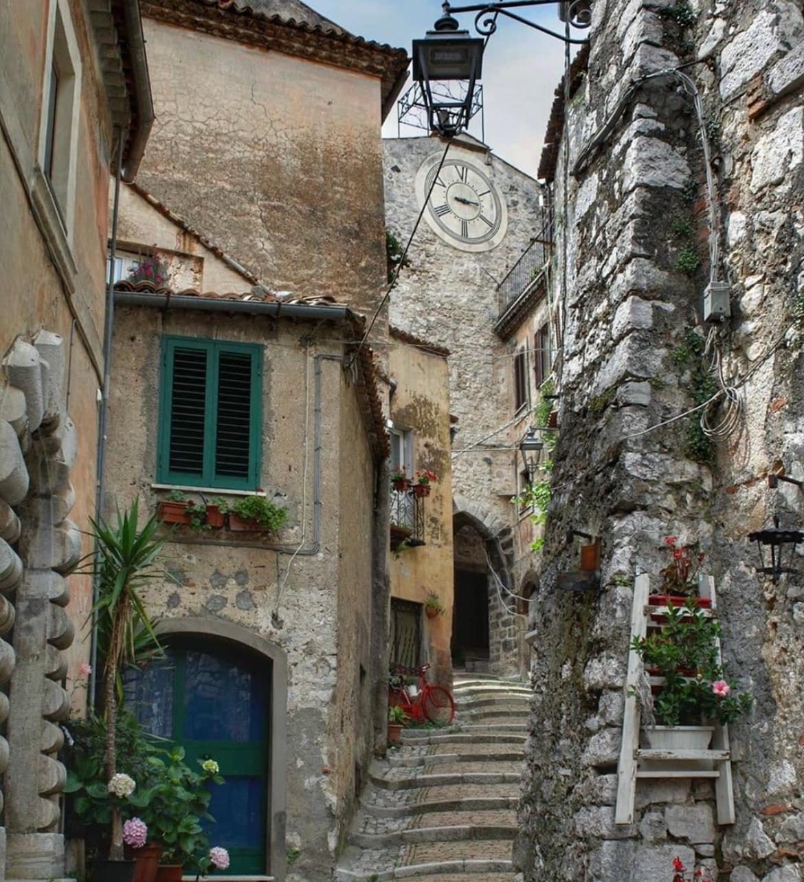 Residenza Il Panorama Della Ciociaria Bed and Breakfast Castro dei Volsci Eksteriør billede